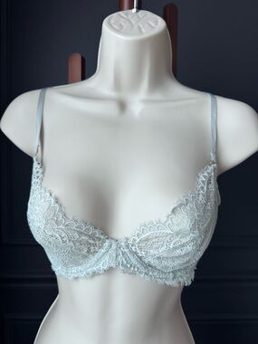 H&M Lace Underwire Balconette Bra in Light Sage 32D